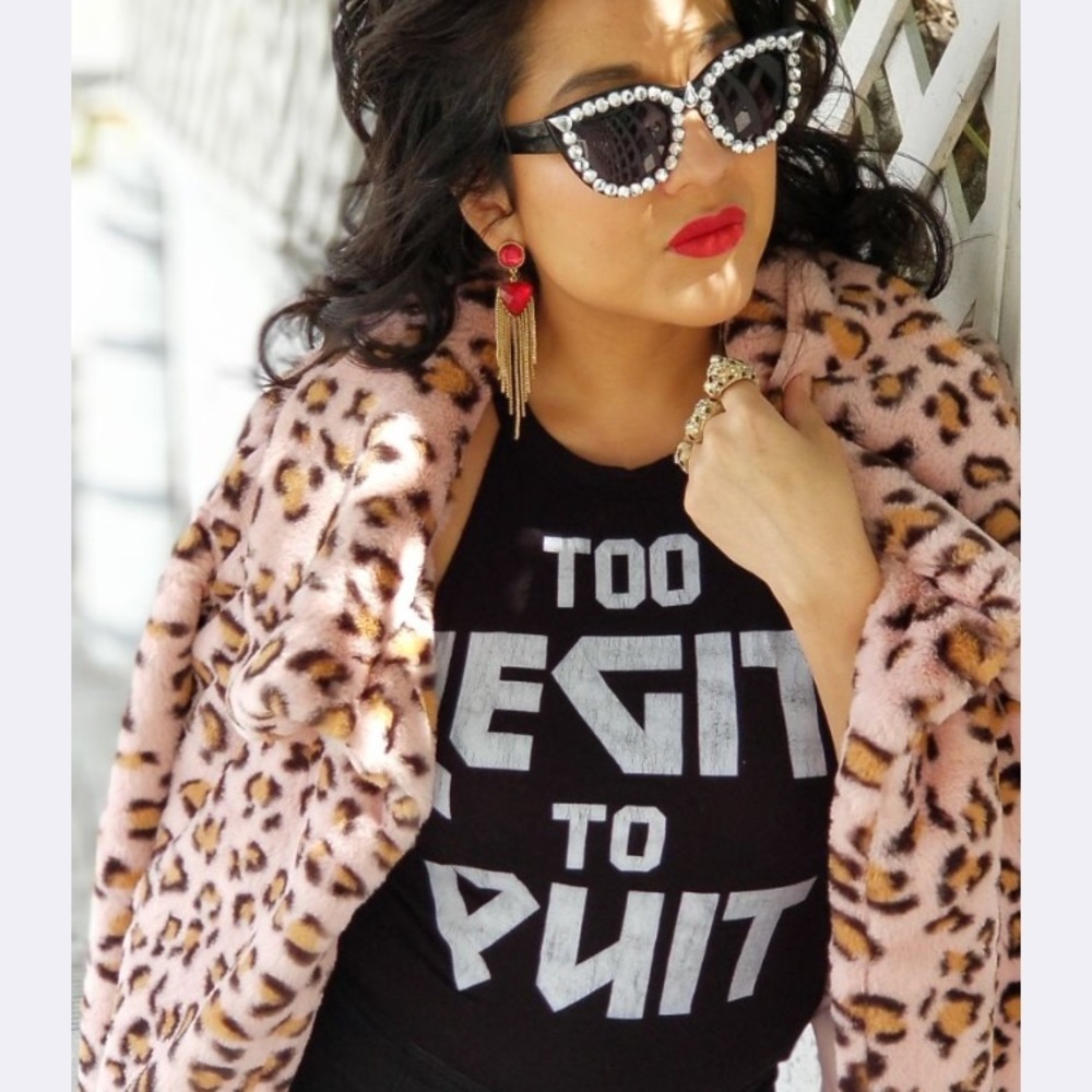 Meet your Posher, Miriam